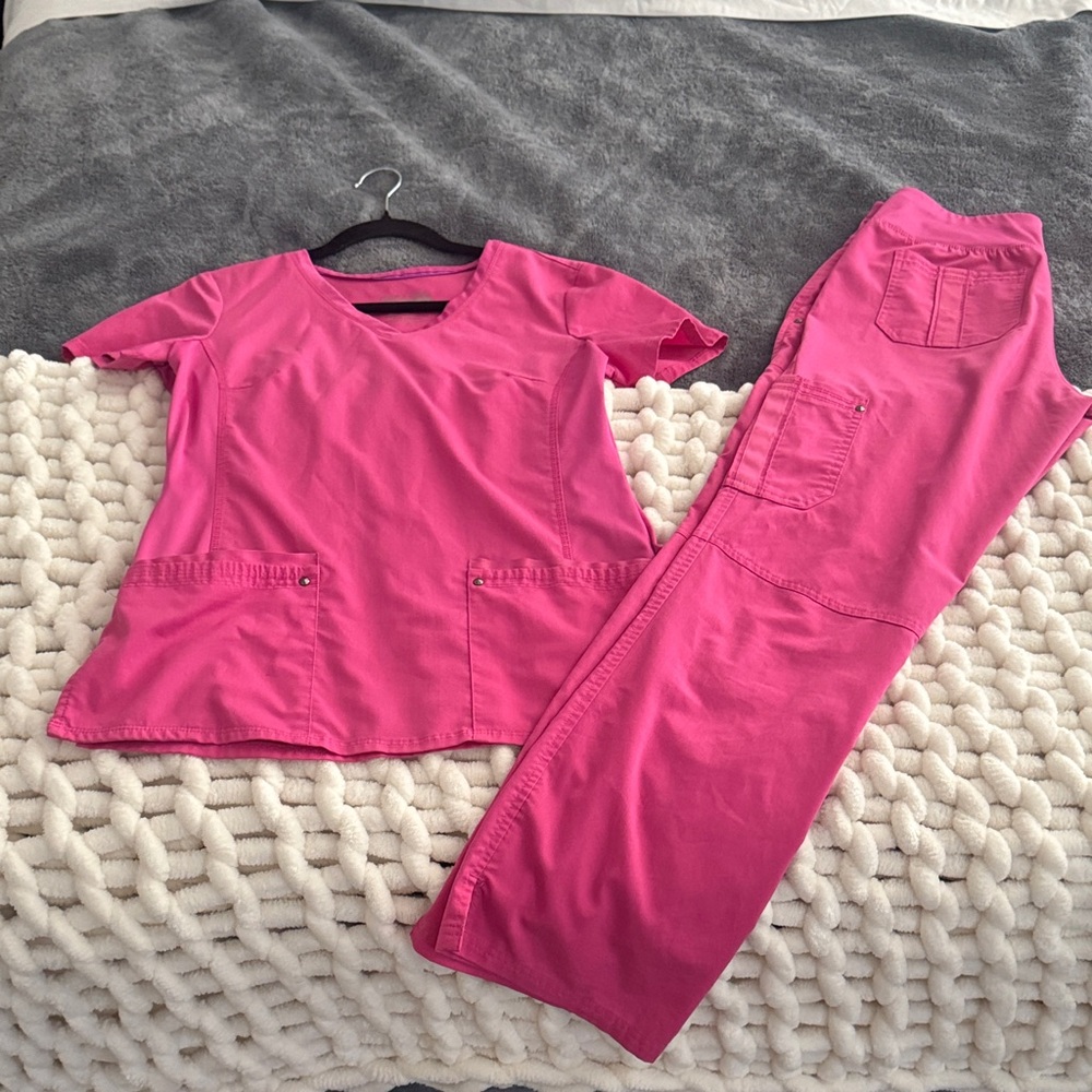 Pink Women’s Scrubs set
